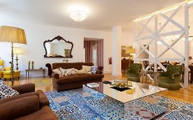 Chiado 4-Bedroom Flat