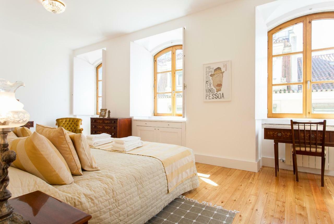 Chiado 4-Bedroom Flat Lisboa Extérieur photo